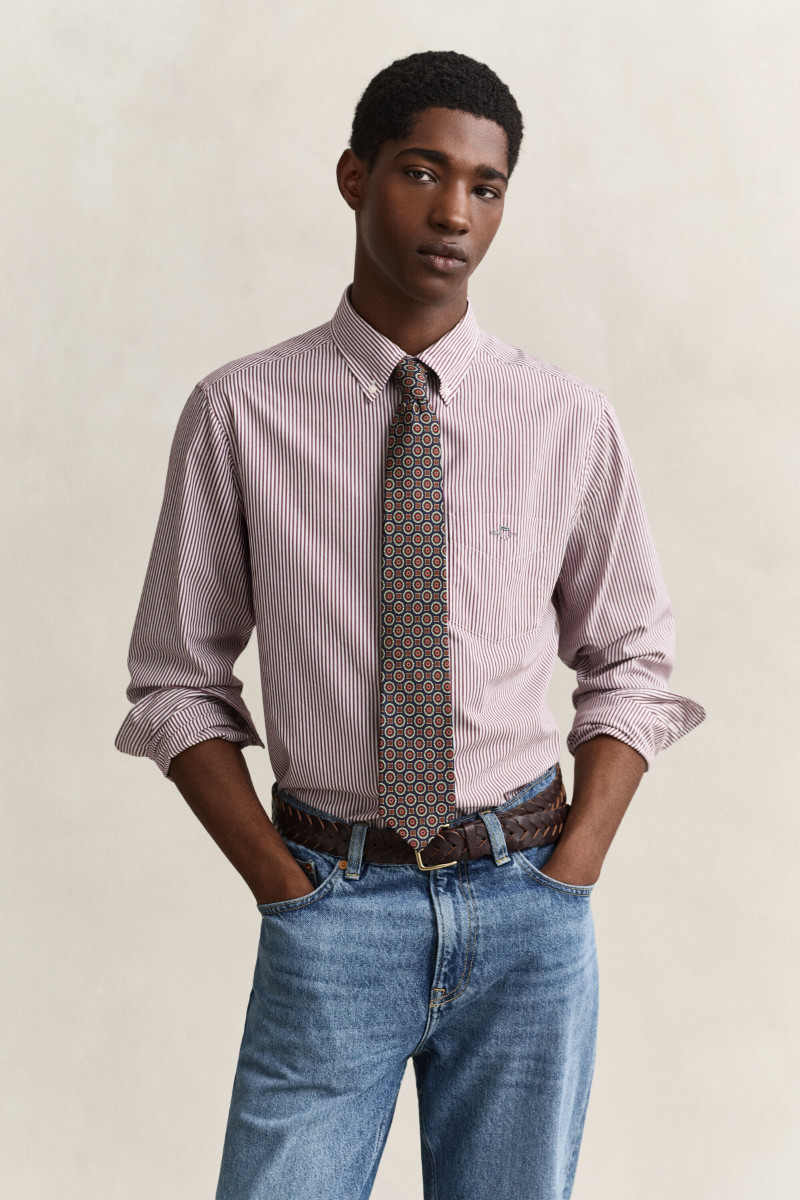 KOŠEĽA GANT REG CLASSIC POPLIN BANKER SHIRT DEEP GRAPE WINE