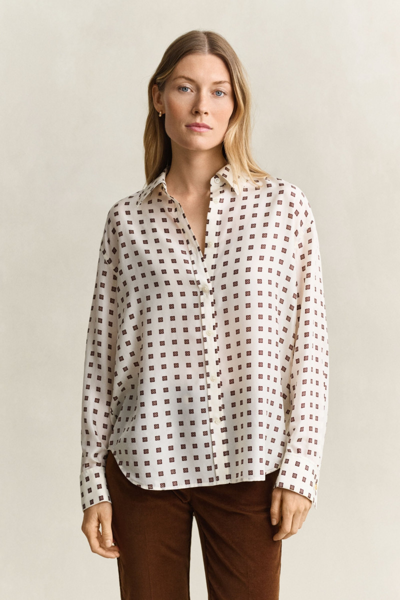 BLÚZKA GANT PRINTED HABOTAI SILK BLOUSE EGGSHELL