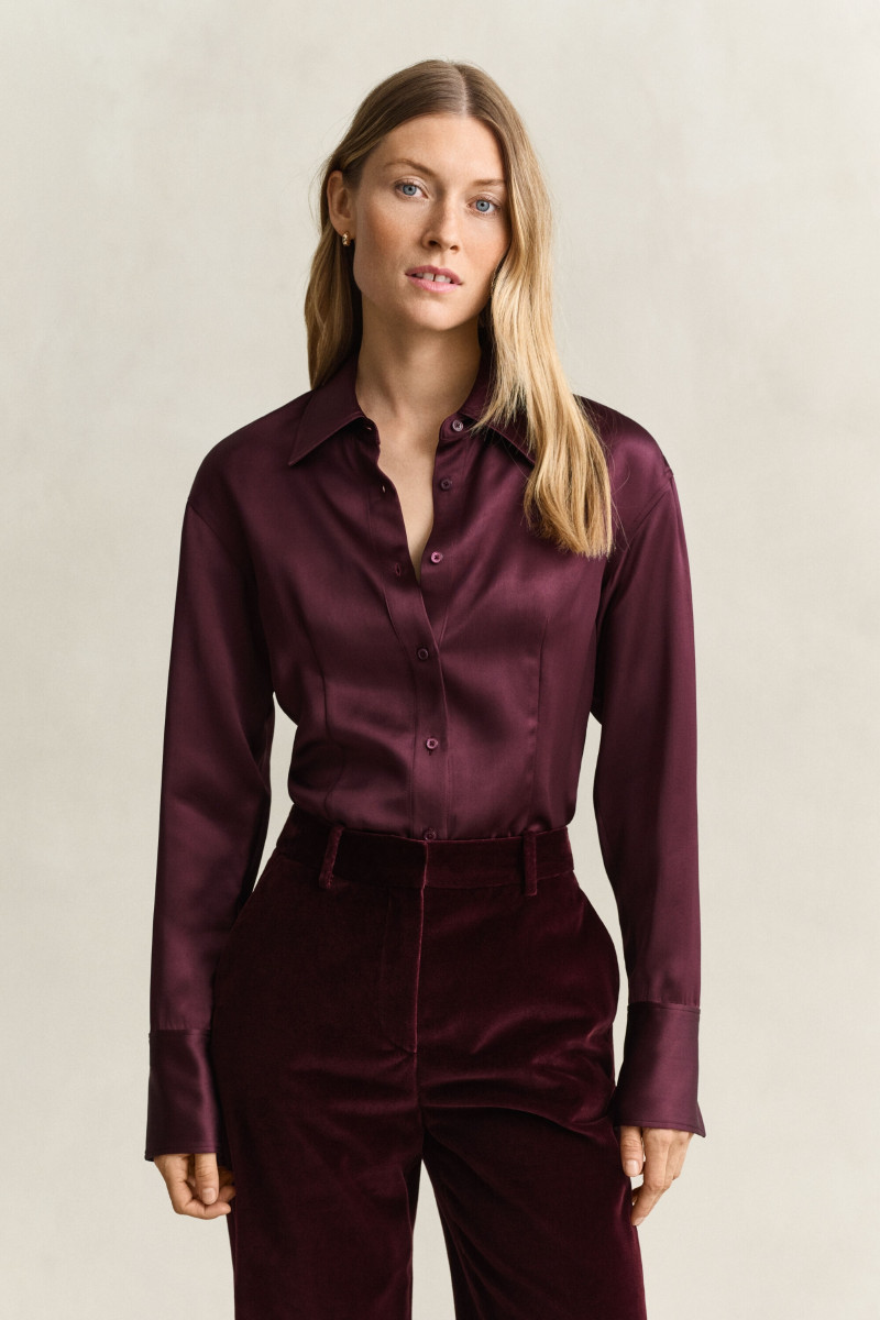 KOŠEĽA GANT SLIM FIT SHIRT DARKENED WINE