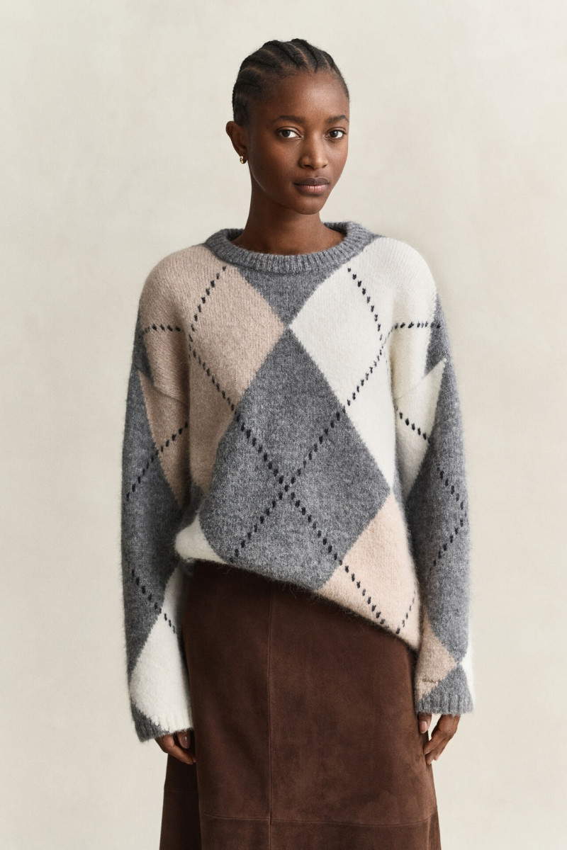 SVETER GANT ALPACA BLEND ARGYLE C-NECK DUSKY ANTHRACITE
