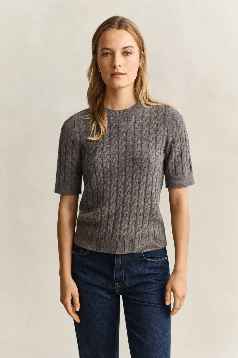 SVETER GANT WOOL CASHMERE CABLE C-NECK SS BROWN MELANGE