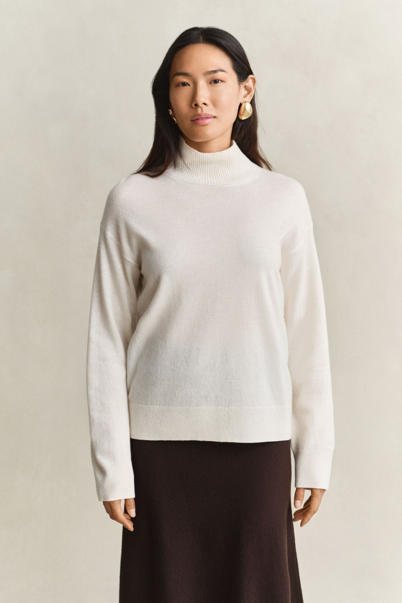 ROLÁK GANT SUPERFINE LAMBSWOOL MOCKNECK CREAM