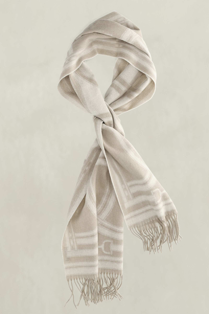 ŠÁL GANT CHAIN JACQUARD WOOL SCARF MIST TAUPE