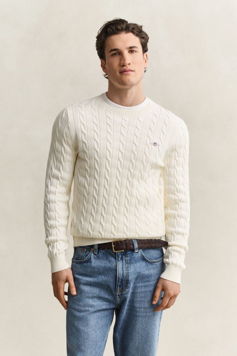 SVETER GANT COTTON CABLE C-NECK CREAM