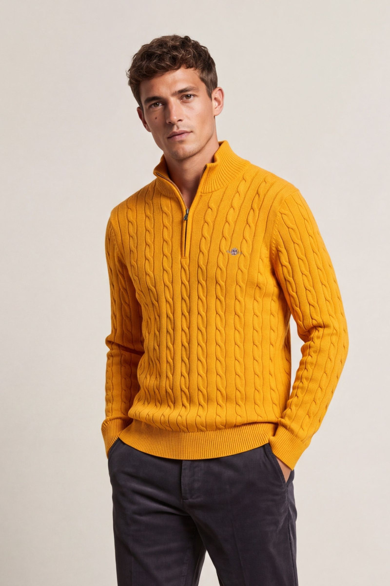 SVETER GANT COTTON CABLE HALF ZIP BURNT YELLOW