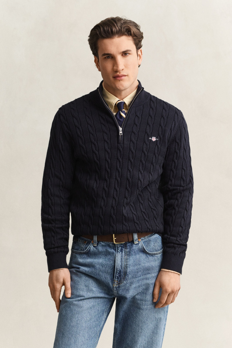 SVETER GANT COTTON CABLE HALF ZIP EVENING BLUE