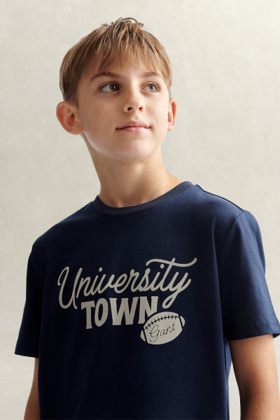 TRIČKO GANT UNIVERSITY TOWN SS T-SHIRT - Fotografia č. 2