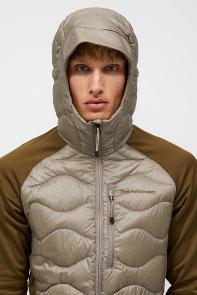 BUNDA PEAK PERFORMANCE M HELIUM DOWN HYBRID HOOD-AVID BEIGE - Fotografia č. 4