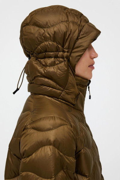 KABÁT PEAK PERFORMANCE W HELIUM DOWN COAT - Fotografia č. 6