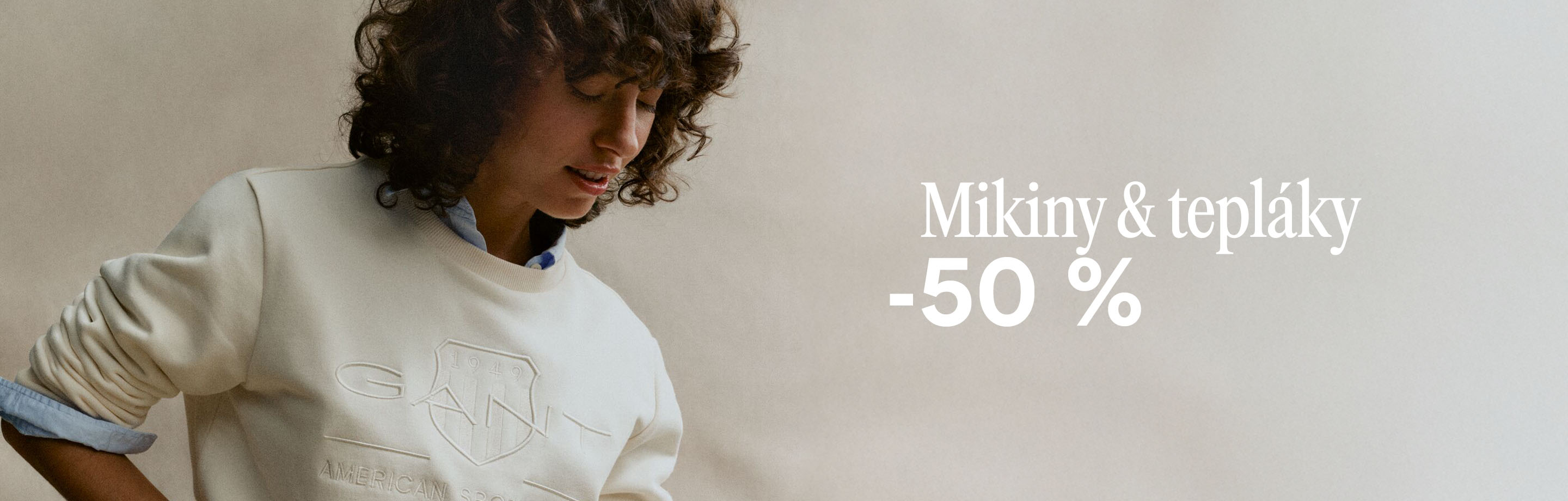 Mikiny a tepláky - 50%